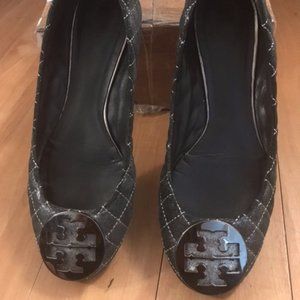 Tory Burch Grey & Silver Quilted Metallic Flats 9